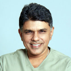 Dr.Muffazal Lakdawala