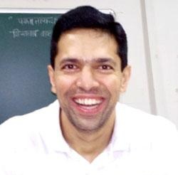 Dr.Kedar Bhide